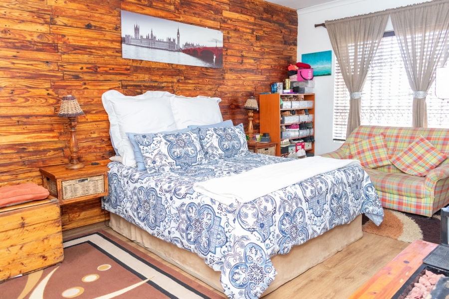 3 Bedroom Property for Sale in Fairview Eastern Cape